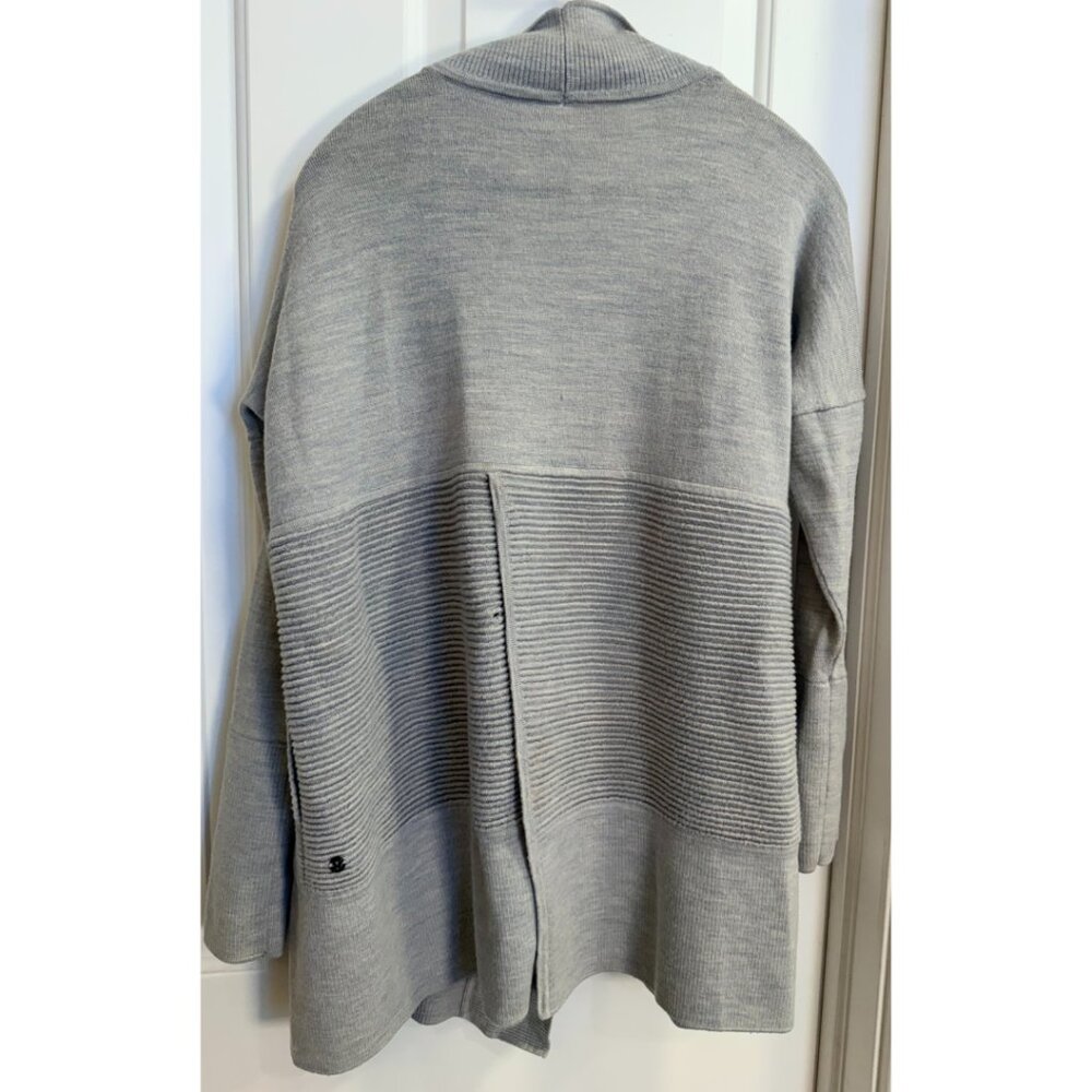 Lululemon Merino Wool Wrap Cardigan Gray Size 6 - Picture 2 of 9